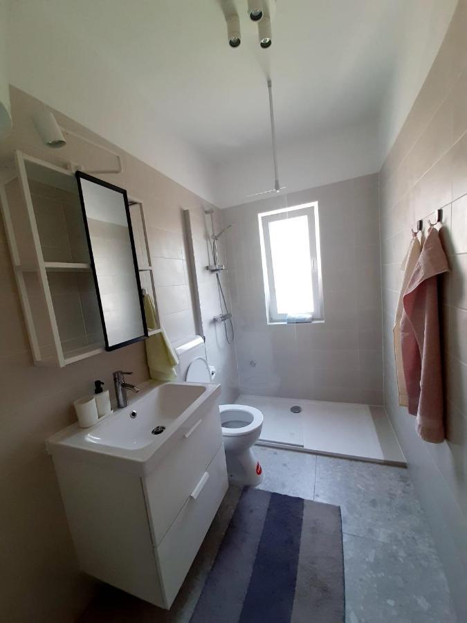 Apartment Riko - Accomodation "With" The Adriatic Sea Kampor Extérieur photo